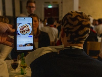 Bild från "Z^4"