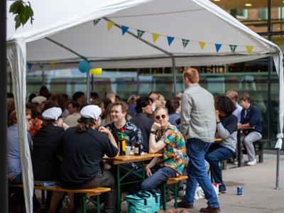 Bild från "DaltonZ Sommarmiddag"
