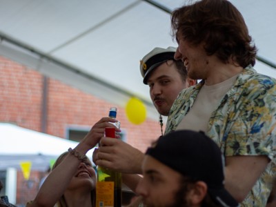 Bild från "DaltonZ Sommarmiddag"