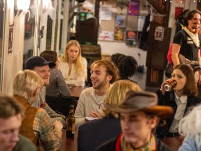 Bild från "Daltonz ET-Pub LP1"