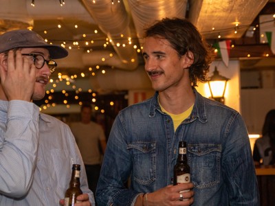 Bild från "Pre-Aprés Ski Pub"