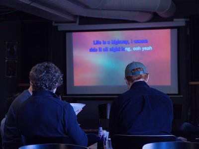 Bild från "ZKKs Karaoke Pub"