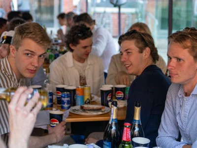 Bild från "DaltonZ Sommarmiddag"