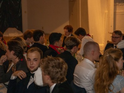 Bild från "Z^4"