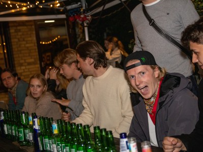 Bild från "Pubrunda LP1"