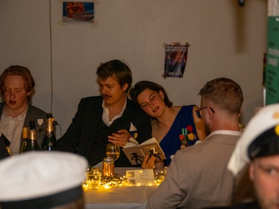 Bild från "Zångbokzittningen"