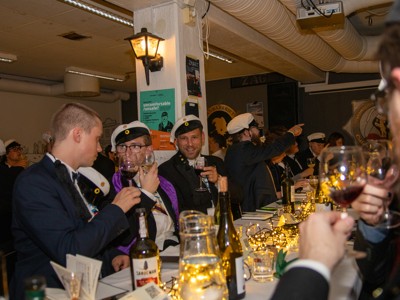 Bild från "Zångbokzittningen"