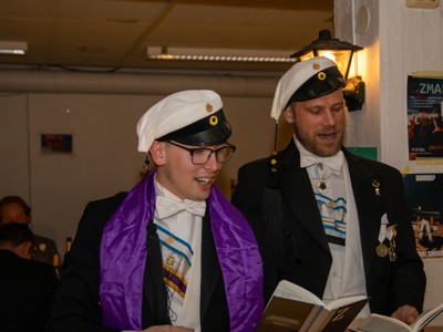 Bild från "Zångbokzittningen"