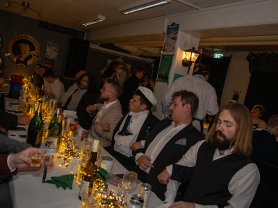 Bild från "Zångbokzittningen"