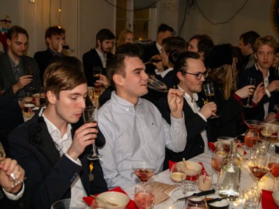 Bild från "Juldrycksprovning med tillbehör"